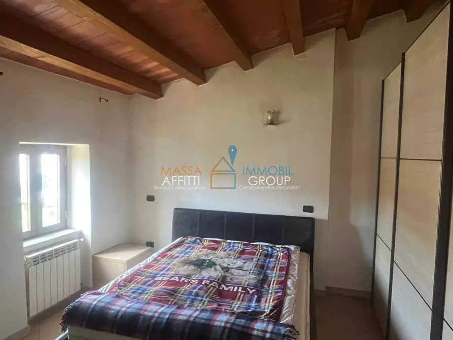 Immagine 8 di Bilocale in vendita  in Via Eugenio Montale 10B a Carrara