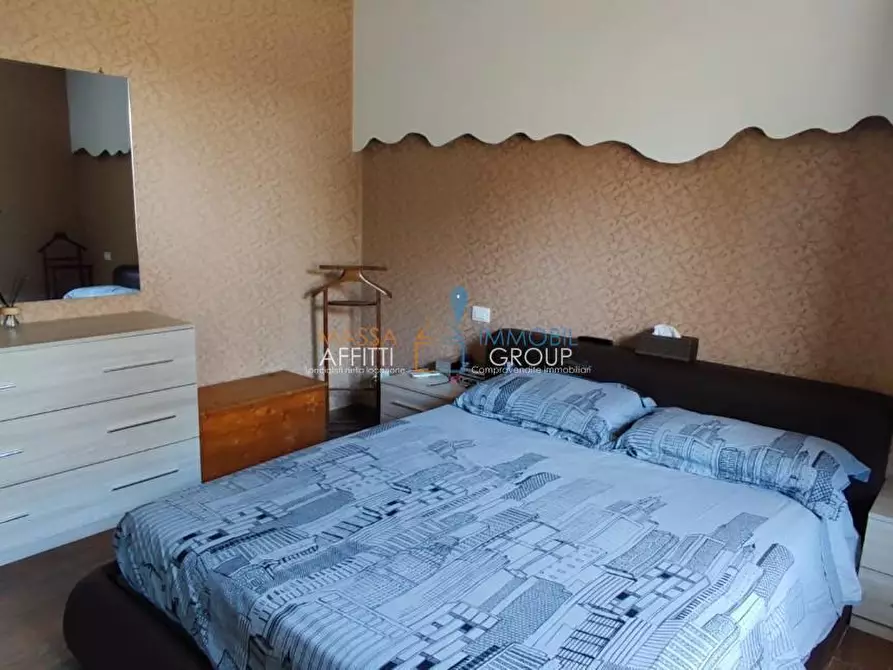 Immagine 5 di Porzione di casa in vendita  in Via Celia 11 a Massa