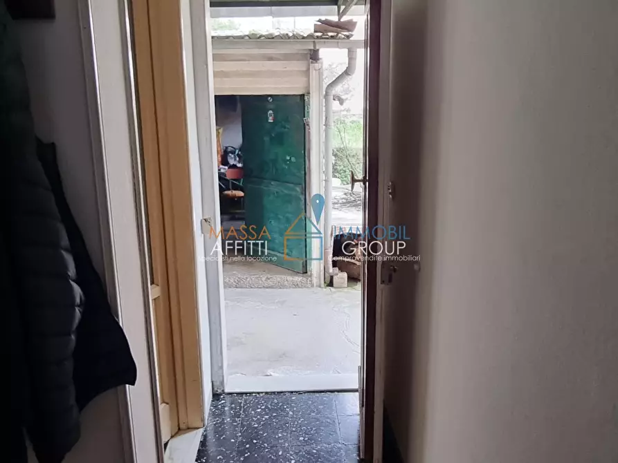 Immagine 13 di Casa indipendente in vendita  in via luigi del mancino 20 a Massa
