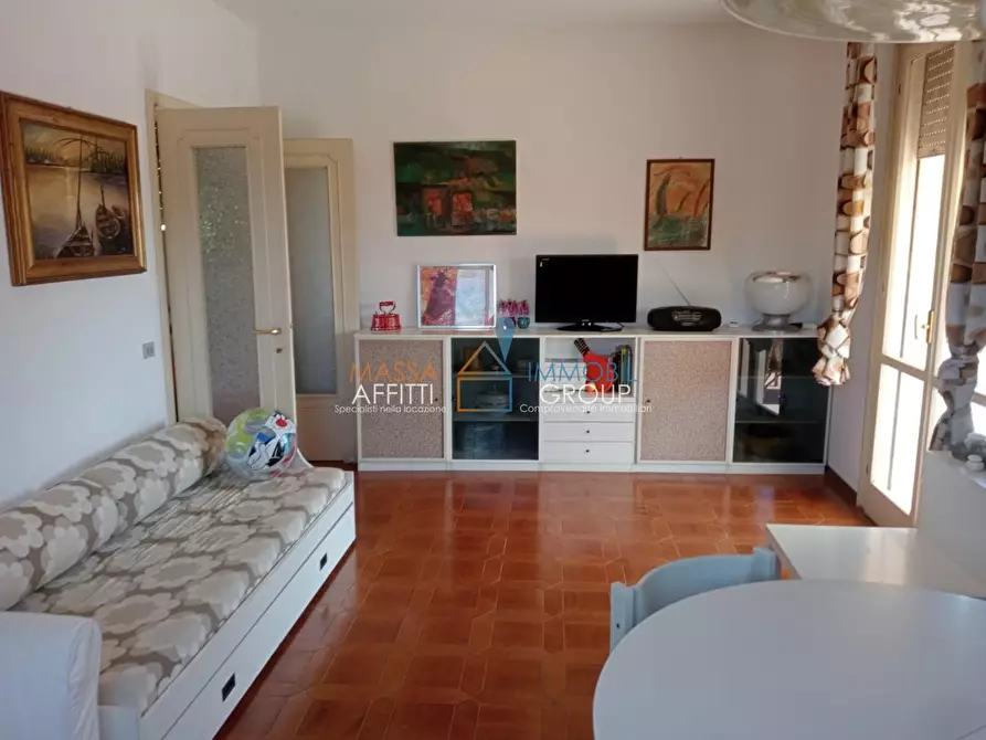 Immagine 6 di Trilocale in vendita  in Via Don Luigi Sturzo 25 a Massa