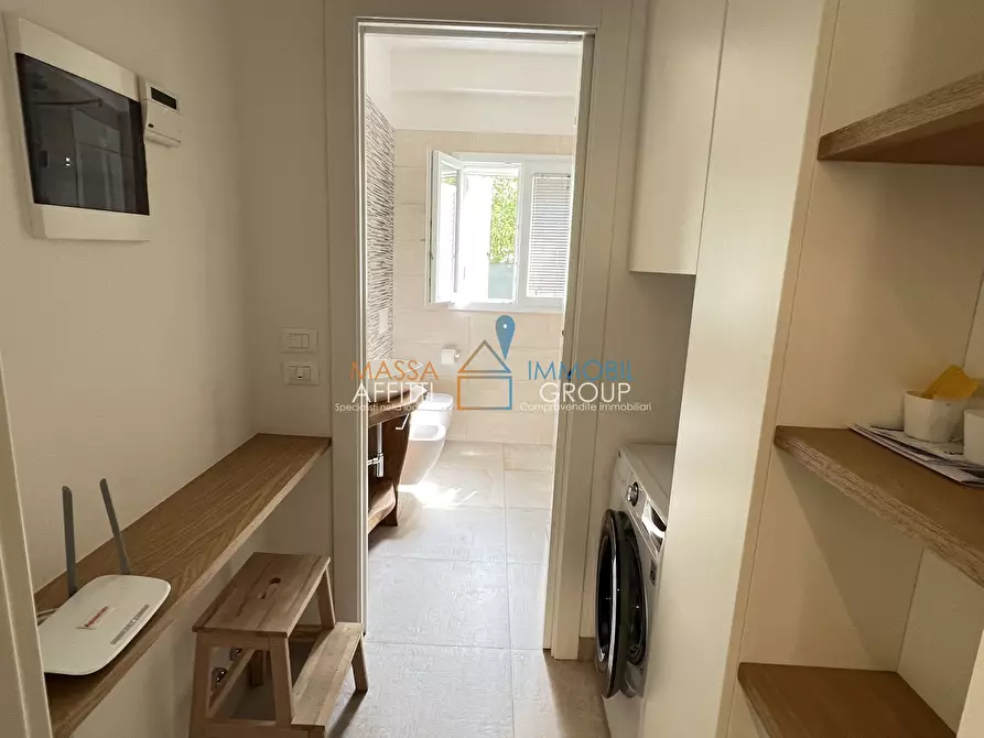 Immagine 29 di Quadrilocale in vendita  in Via Cateratte 81 a Montignoso