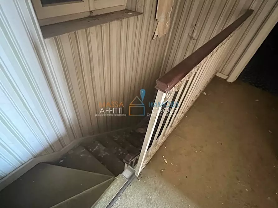 Immagine 40 di Villetta a schiera in vendita  in Via Pietro Pellegrini 17 a Massa