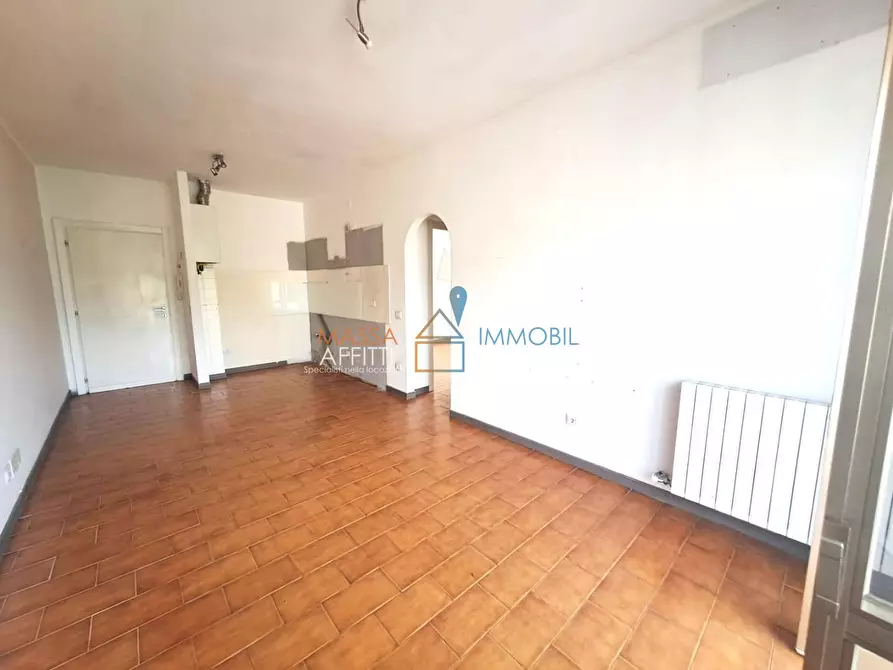Immagine 2 di Quadrilocale in vendita  in Via Pola 7 a Massa