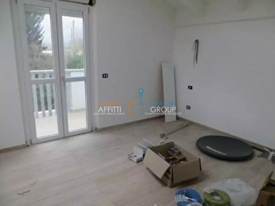 Immagine 17 di Villa in vendita  in Via XX Settembre 14 a Montignoso