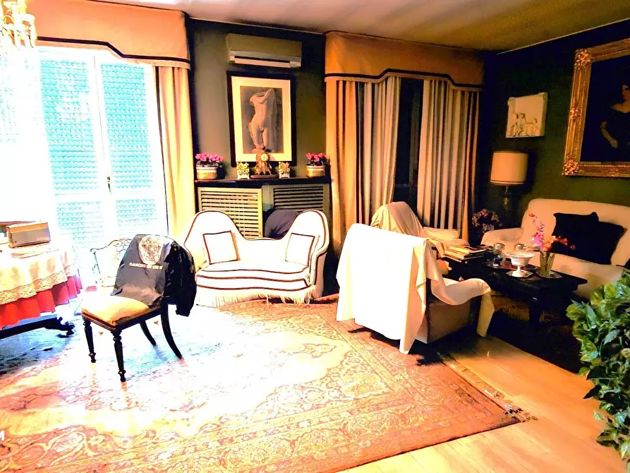 Immagine 16 di Attico in vendita  in viale san gimignano 8 a Milano