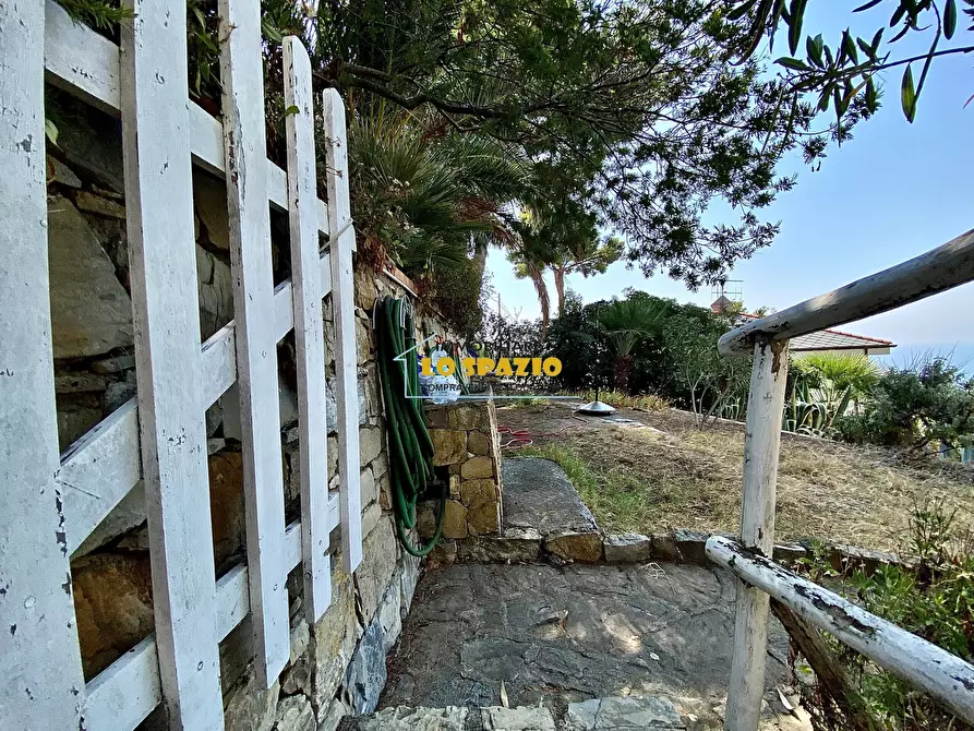 Immagine 46 di Quadrilocale in vendita  in Via Soprana 21 a Andora