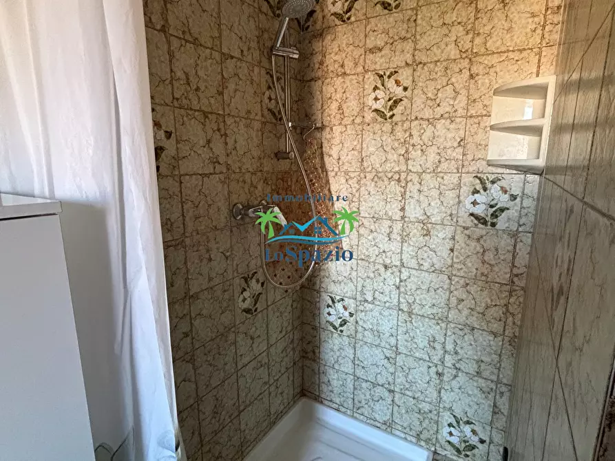 Immagine 19 di Bilocale in vendita  in via san lazzaro a Andora