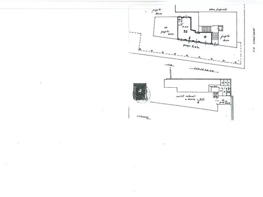 Immagine 2 di Locale commerciale in vendita  in via clavesana a Andora