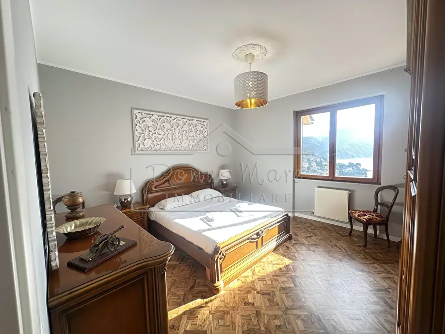 Immagine 28 di Casa indipendente in vendita  in Salvo D'Acquisto 70 a Recco