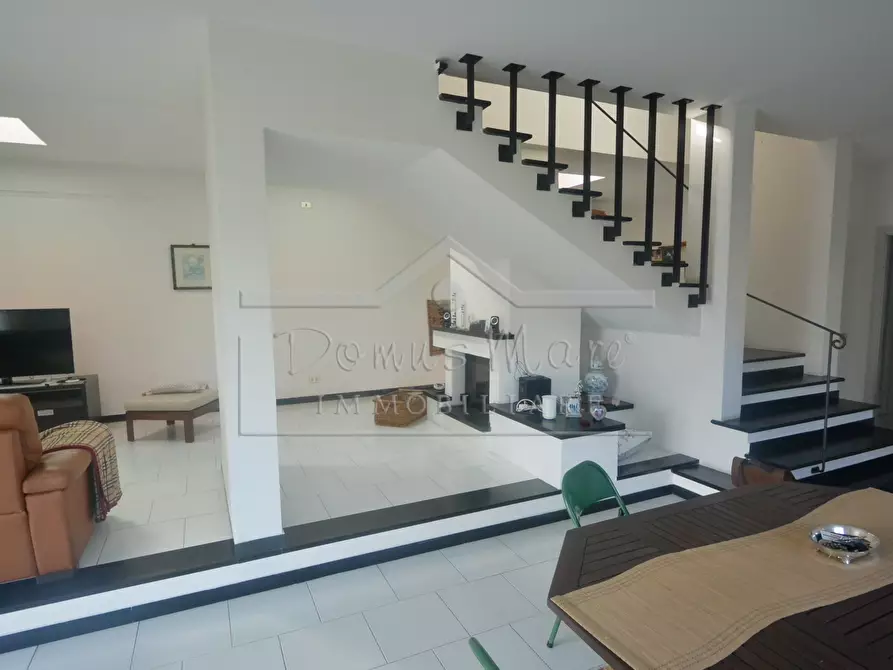 Immagine 14 di Villa in vendita  a Celle Ligure