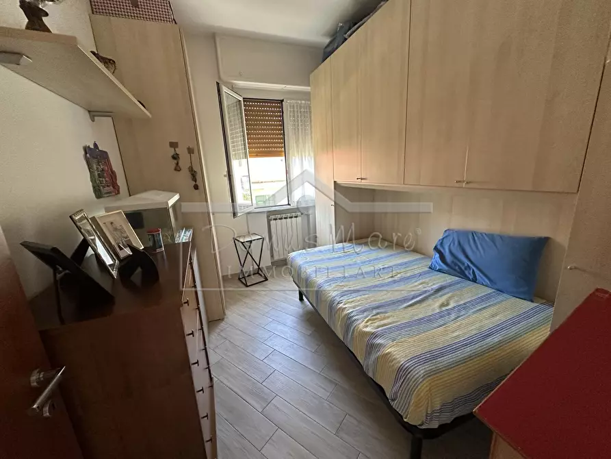 Immagine 38 di Pentalocale in vendita  in Via Giacomo Puccini 18 a Albissola Marina