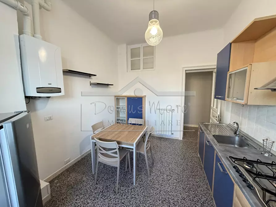 Immagine 6 di Quadrilocale in affitto  a Savona