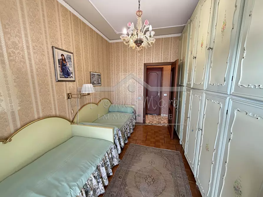 Immagine 14 di Pentalocale in vendita  a Savona