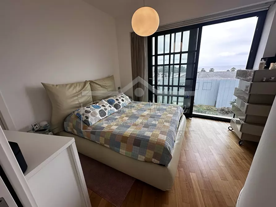 Immagine 10 di Attico in vendita  in Corso vittorio Veneto 1 a Savona