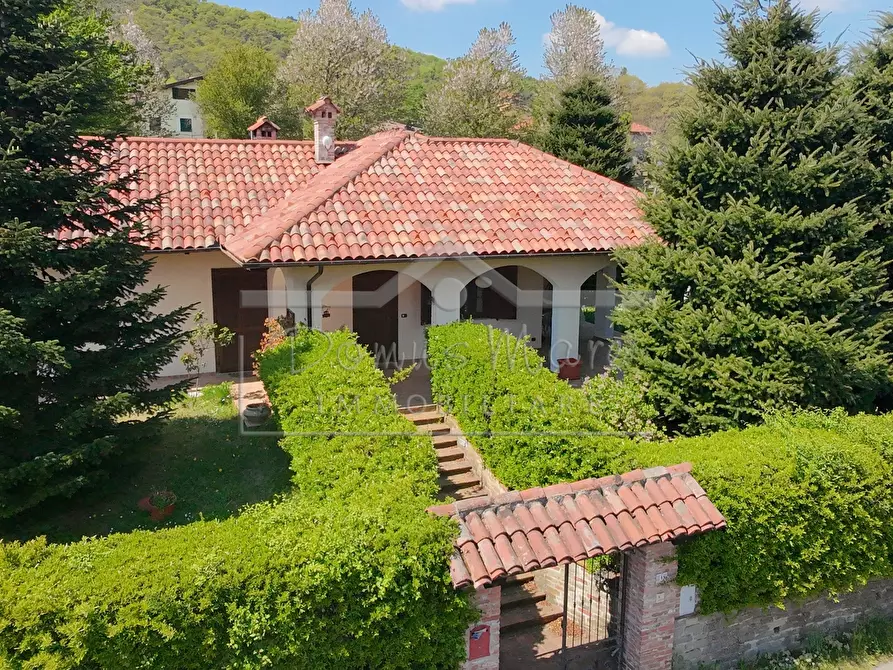 Immagine 3 di Villa in vendita  in Via Cav. Davide Vignolo 6 a Pontinvrea
