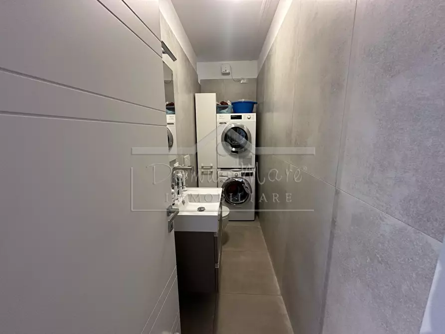 Immagine 13 di Quadrilocale in vendita  in Piazza Santa Cecilia 2 a Savona