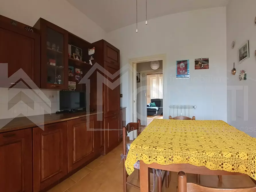 Immagine 12 di Pentalocale in vendita  in Via Tommaseo a Livorno