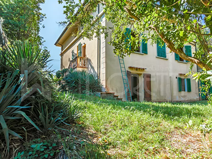 Immagine 90 di Villa in vendita  in Via Parrana San Martino a Collesalvetti