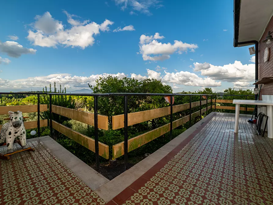 Immagine 19 di Villa in vendita  in Via Delle Corti a Collesalvetti