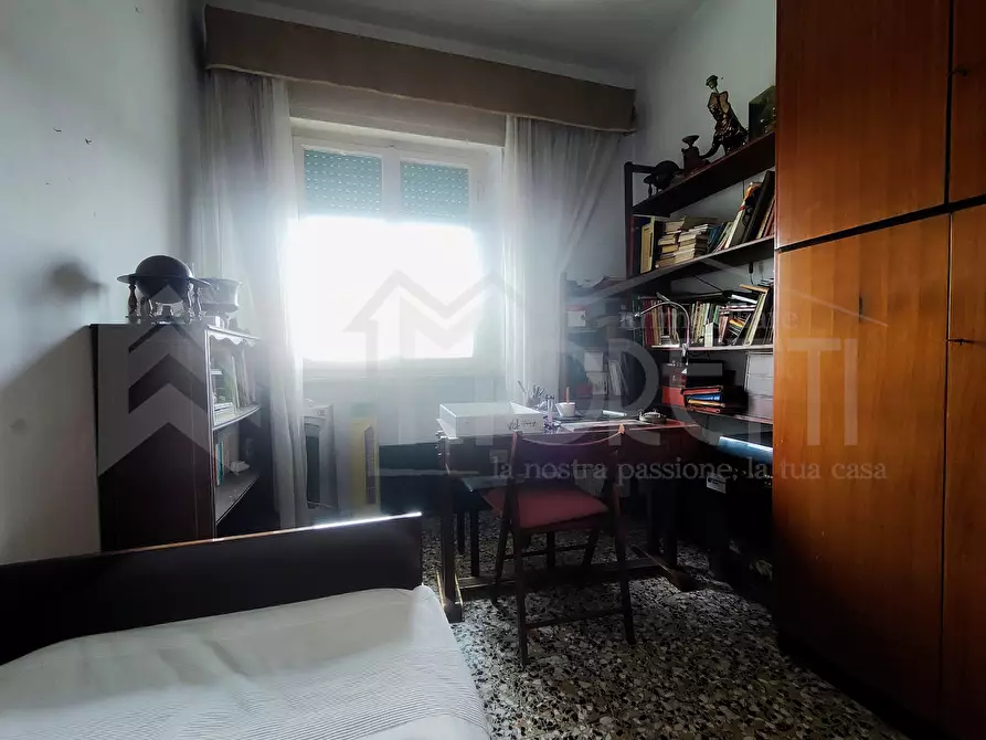 Immagine 20 di Pentalocale in vendita  in Viale Mameli a Livorno