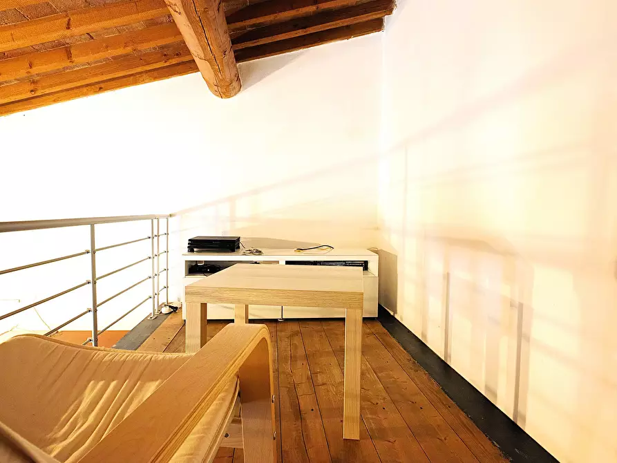 Immagine 7 di Trilocale in vendita  in Via Orcianese 6 6 a Collesalvetti