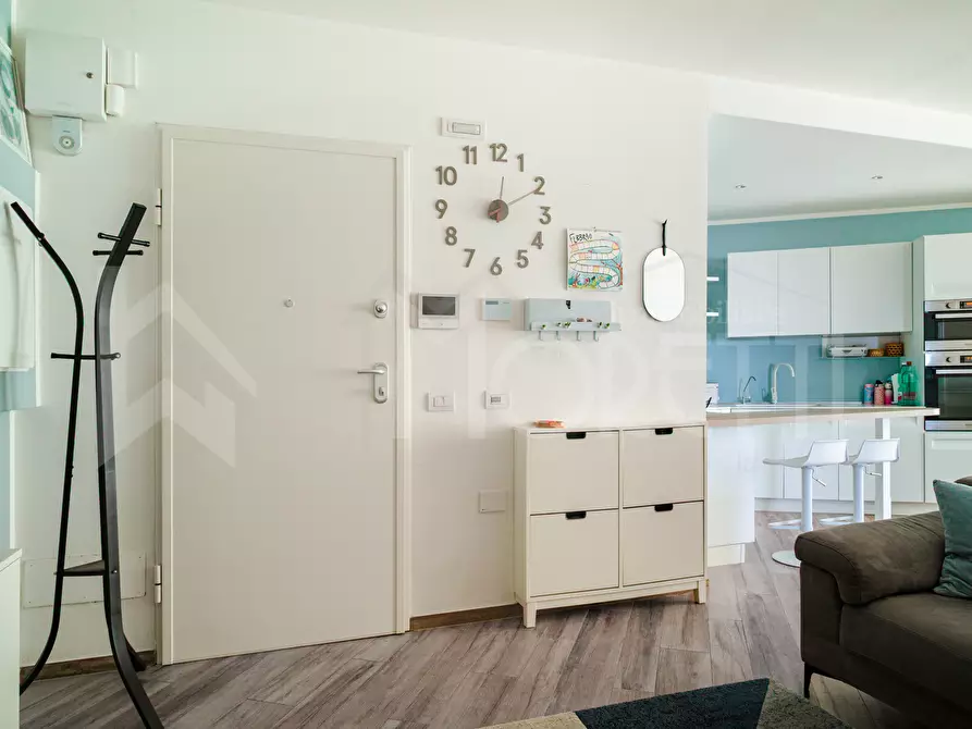 Immagine 4 di Trilocale in vendita  in Via Lazzara Giovanni a Livorno