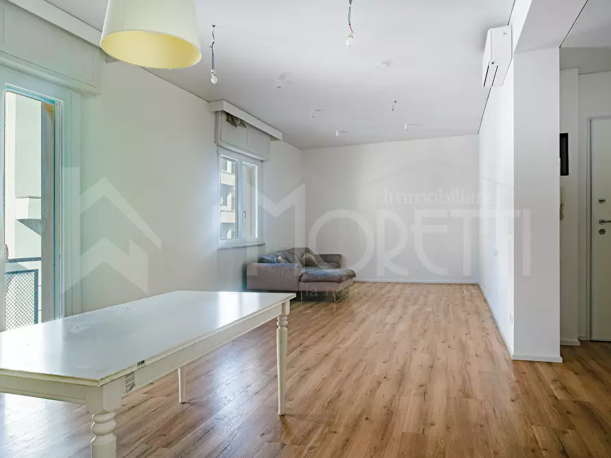 Immagine 3 di Pentalocale in vendita  in Via Costanzo Ebat a Livorno