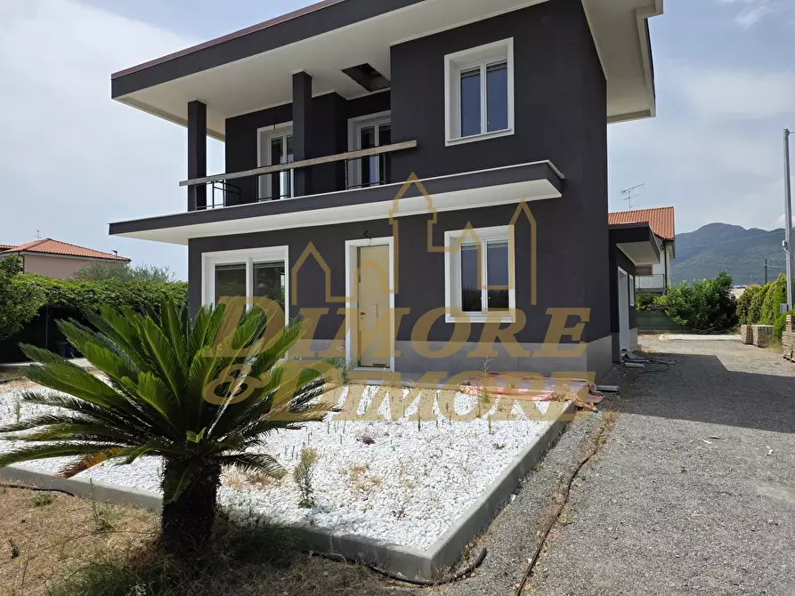 Immagine 2 di Villa in vendita  a Ceriale
