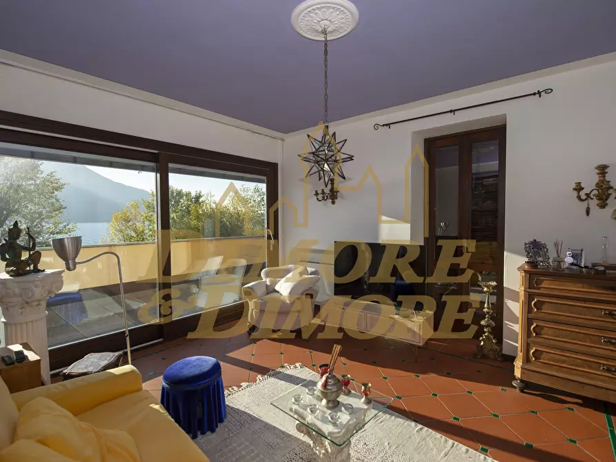 Immagine 34 di Villa in vendita  a Ghiffa