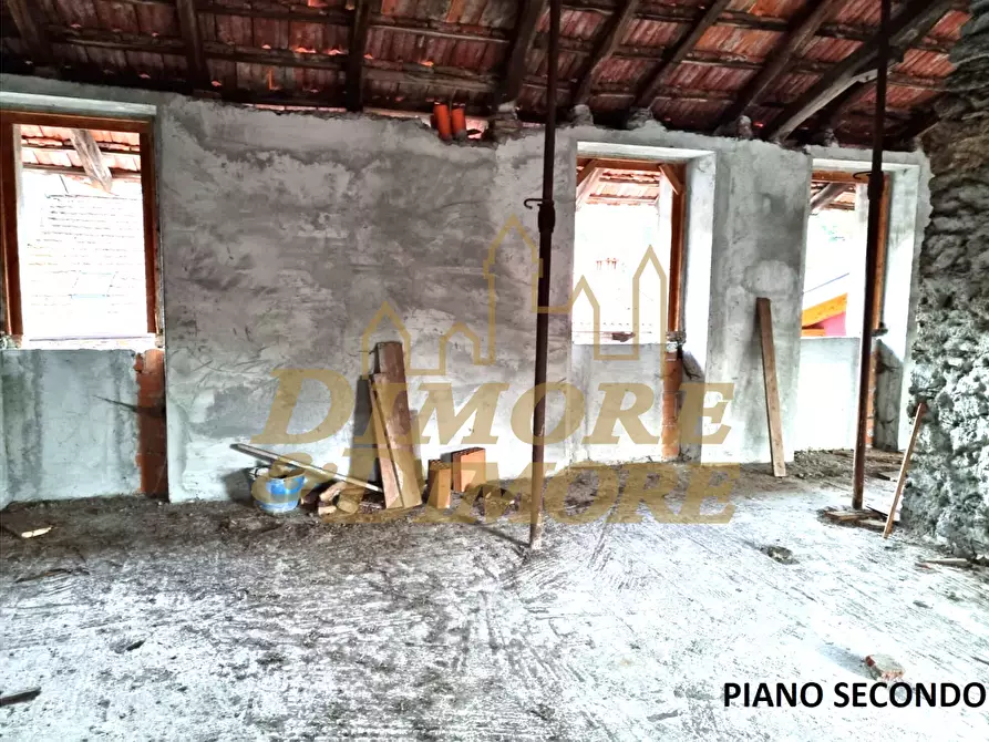 Immagine 18 di Rustico / casale in vendita  a Brovello-Carpugnino