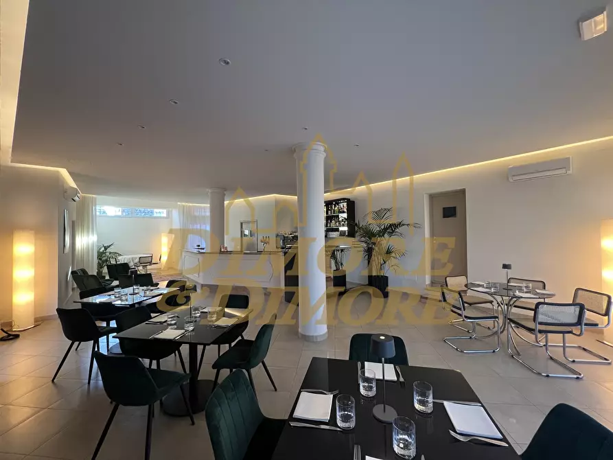 Immagine 8 di Bar / Ristorante in vendita  in Via dei Fiori 39 a Brezzo Di Bedero