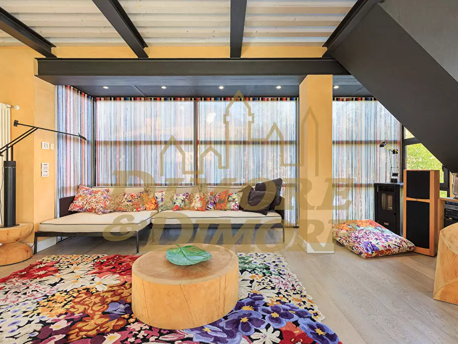 Immagine 25 di Villa in affitto  in SS33 del Sempione 14 a Arona