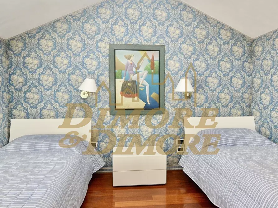 Immagine 18 di Villa in vendita  a Ranco