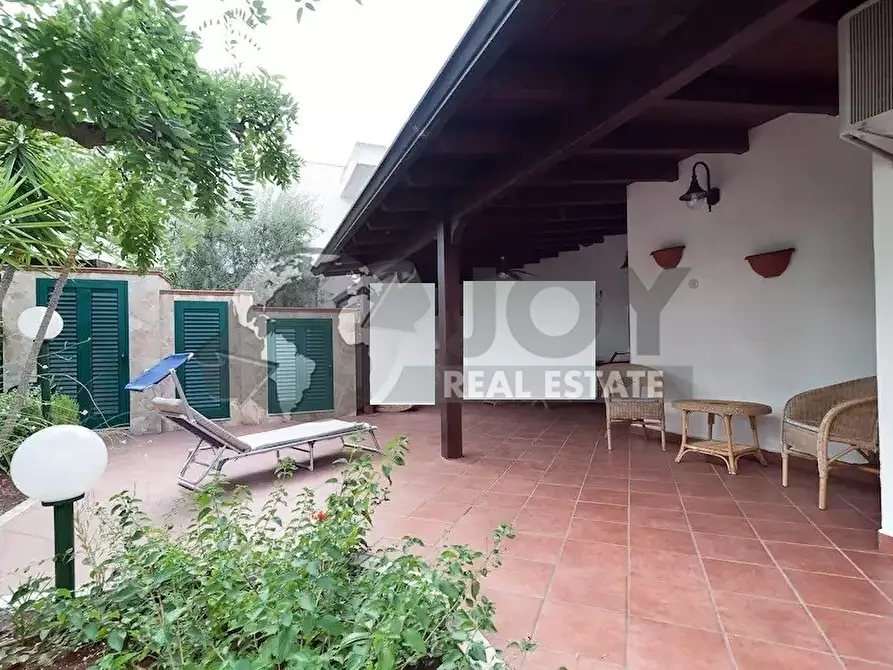 Immagine 1 di Villa in vendita  in Via Tramonti a Nardo'