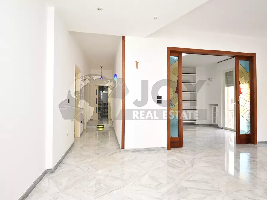 Immagine 26 di Appartamento in vendita  in Viale Aldo Moro 95 a Brindisi