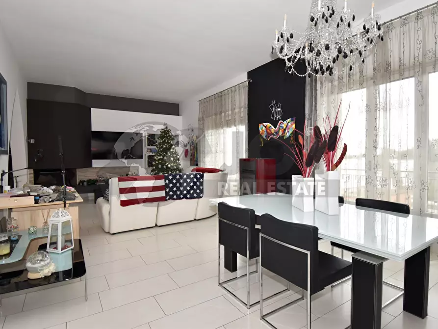 Immagine 7 di Appartamento in vendita  in Via Raffaello a Monteroni Di Lecce