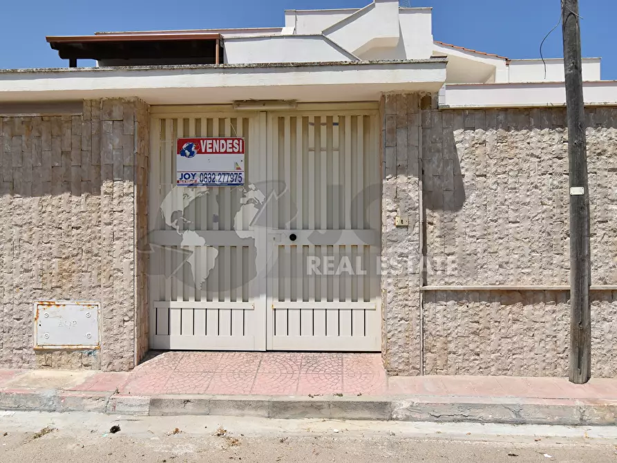 Immagine 38 di Casa indipendente in vendita  in Via Levanzo 17 a Lecce