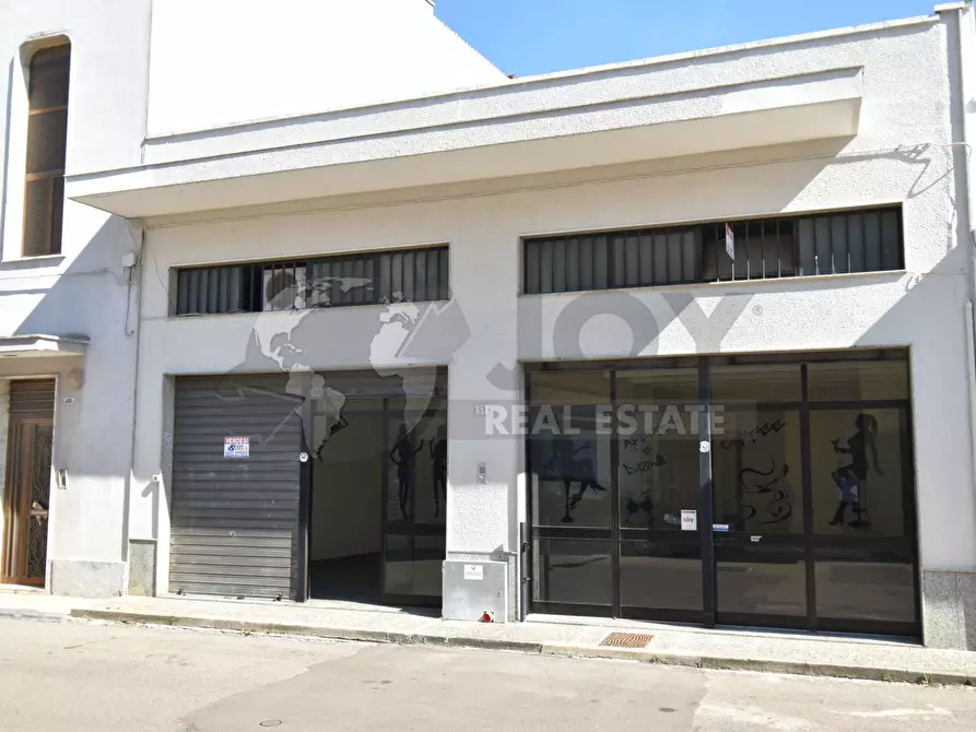 Immagine 19 di Locale commerciale in vendita  in via alcide de gasperi 51 a Carmiano