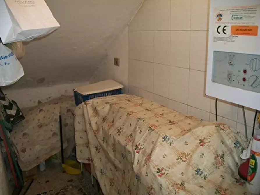 Immagine 11 di Porzione di casa in vendita  in VIA DEI PICENI a Castel Frentano