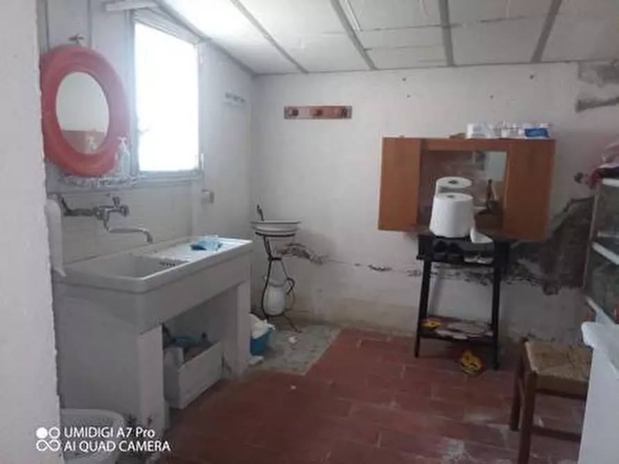 Immagine 30 di Rustico / casale in vendita  in VIA E. SIROLLI a Archi