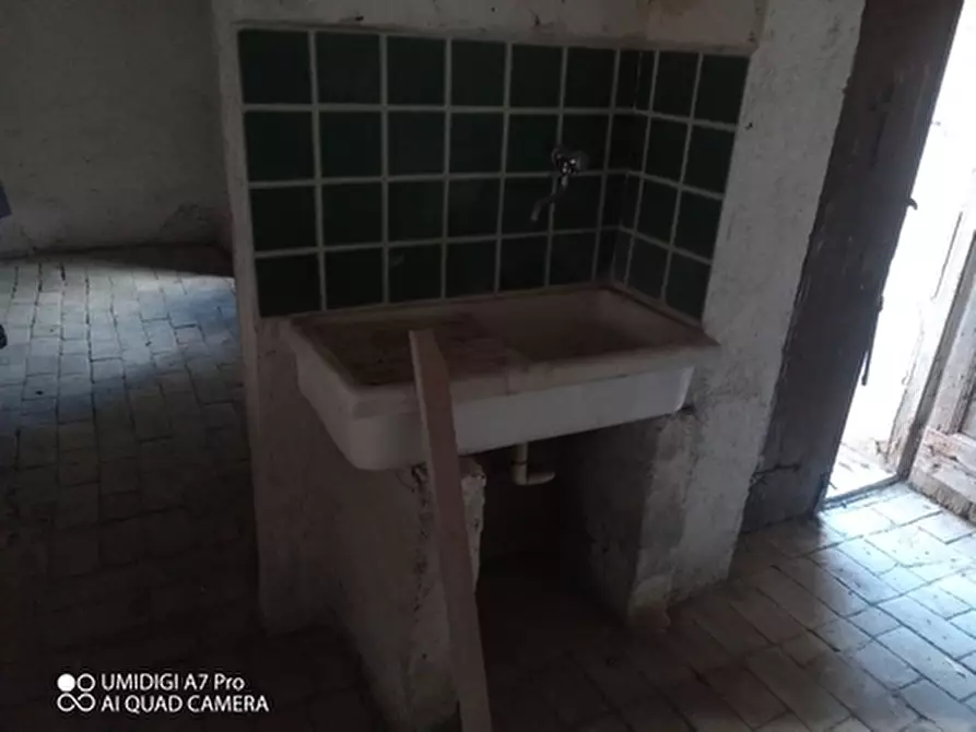 Immagine 11 di Porzione di casa in vendita  in VIA DEI SOSPIRI a Treglio