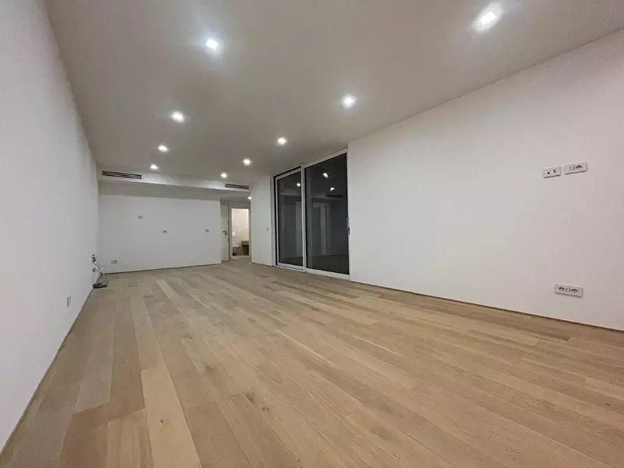 Immagine 3 di Trilocale in vendita  in vicino stazione a Alassio