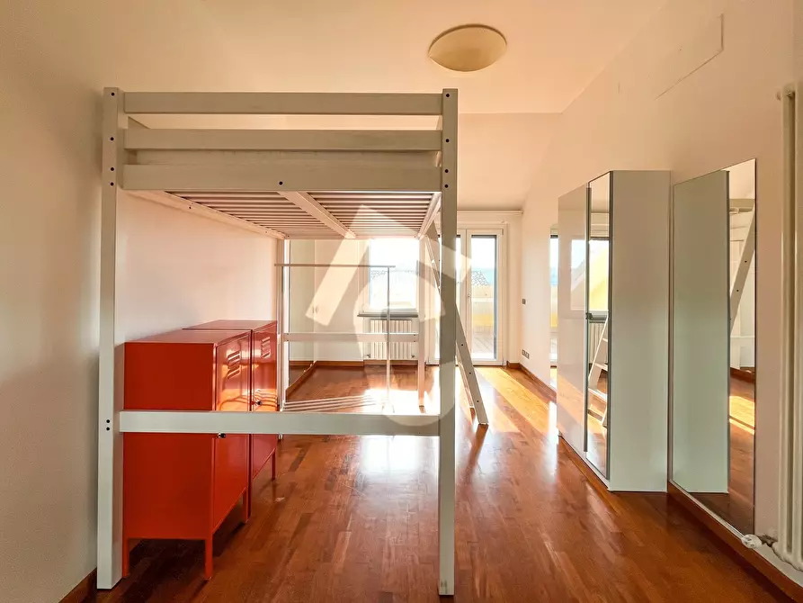 Immagine 14 di Trilocale in affitto  a Jesi