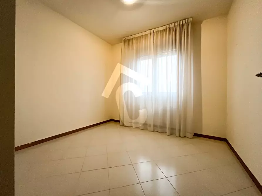 Immagine 15 di Appartamento in vendita  a Jesi