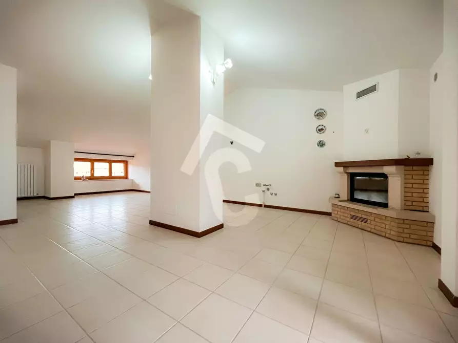 Immagine 18 di Appartamento in vendita  a Jesi