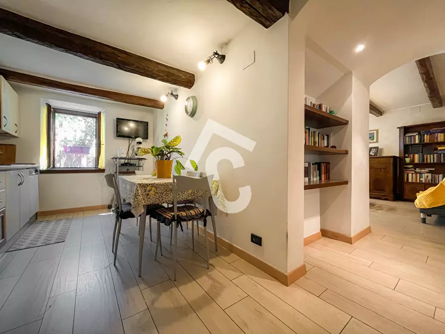 Immagine 23 di Casa bifamiliare in vendita  a Castelbellino