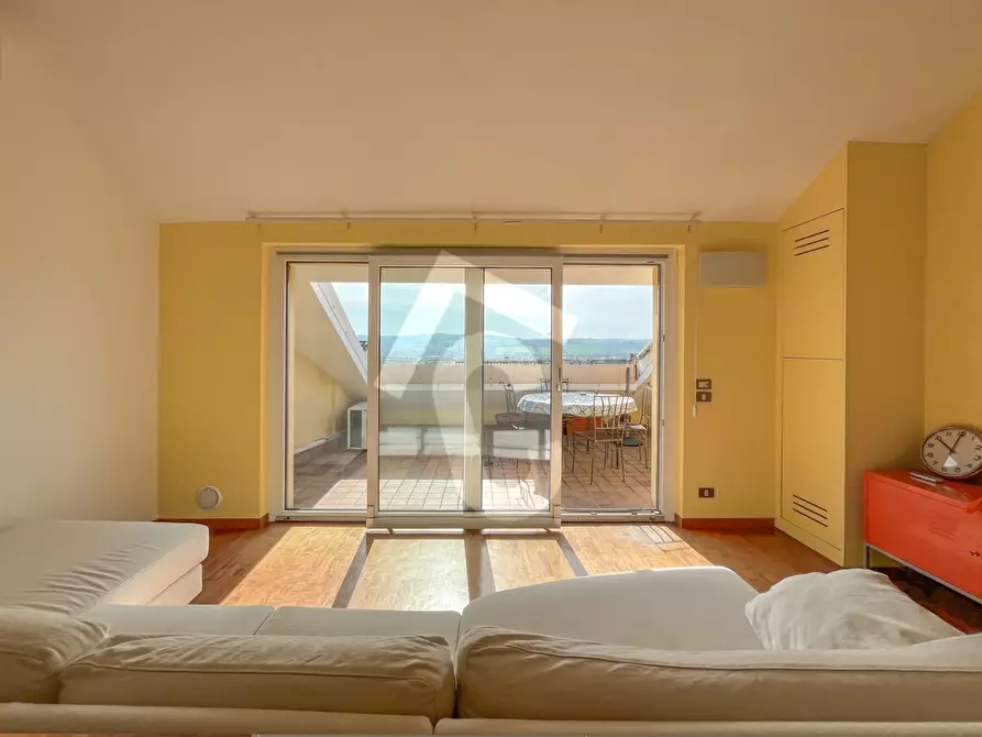 Immagine 5 di Trilocale in affitto  a Jesi