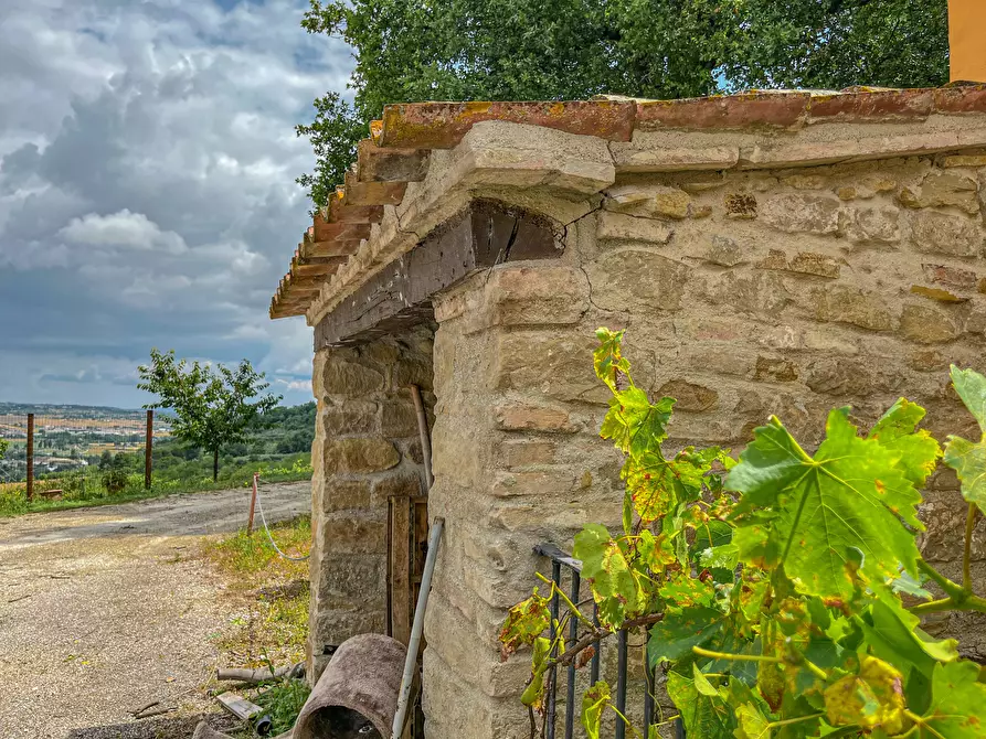 Immagine 22 di Rustico / casale in vendita  a Maiolati Spontini