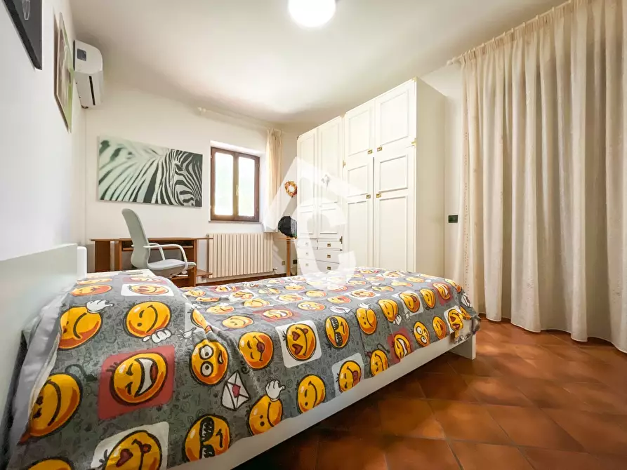 Immagine 7 di Rustico / casale in vendita  a Jesi