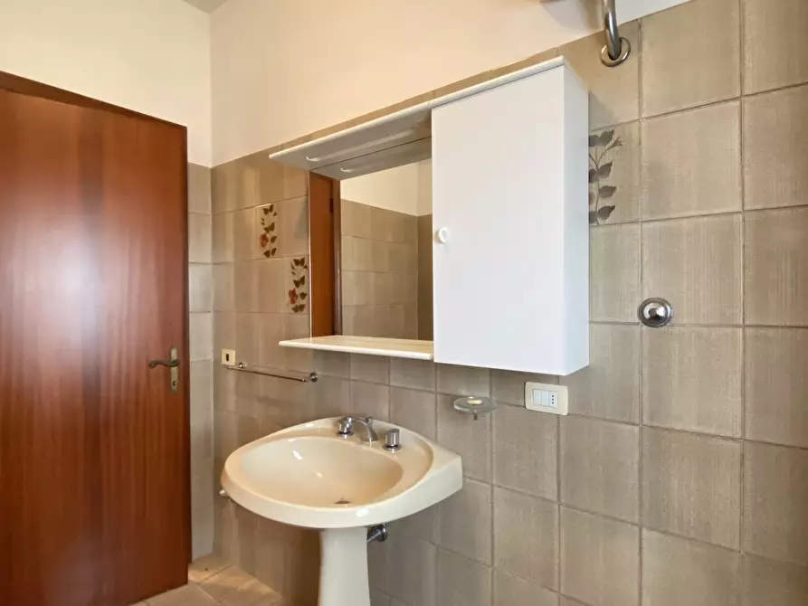 Immagine 11 di Appartamento in vendita  a Cupramontana